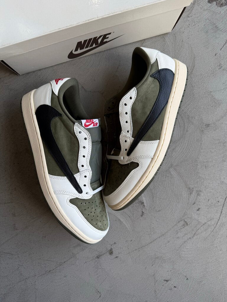 Travis Scott x Jordan 1 Olive sz. 11.5