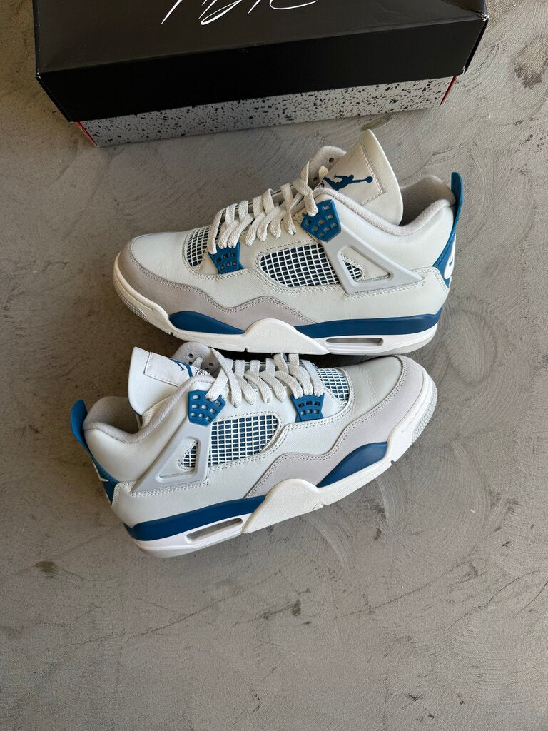 Jordan 4 Military Blue (2024) sz. 10