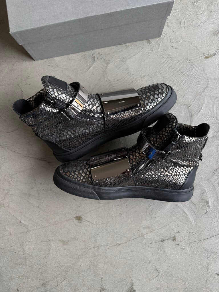 Giuseppe Zanotti Metallic Silver Snakeskin High Top sz. 45