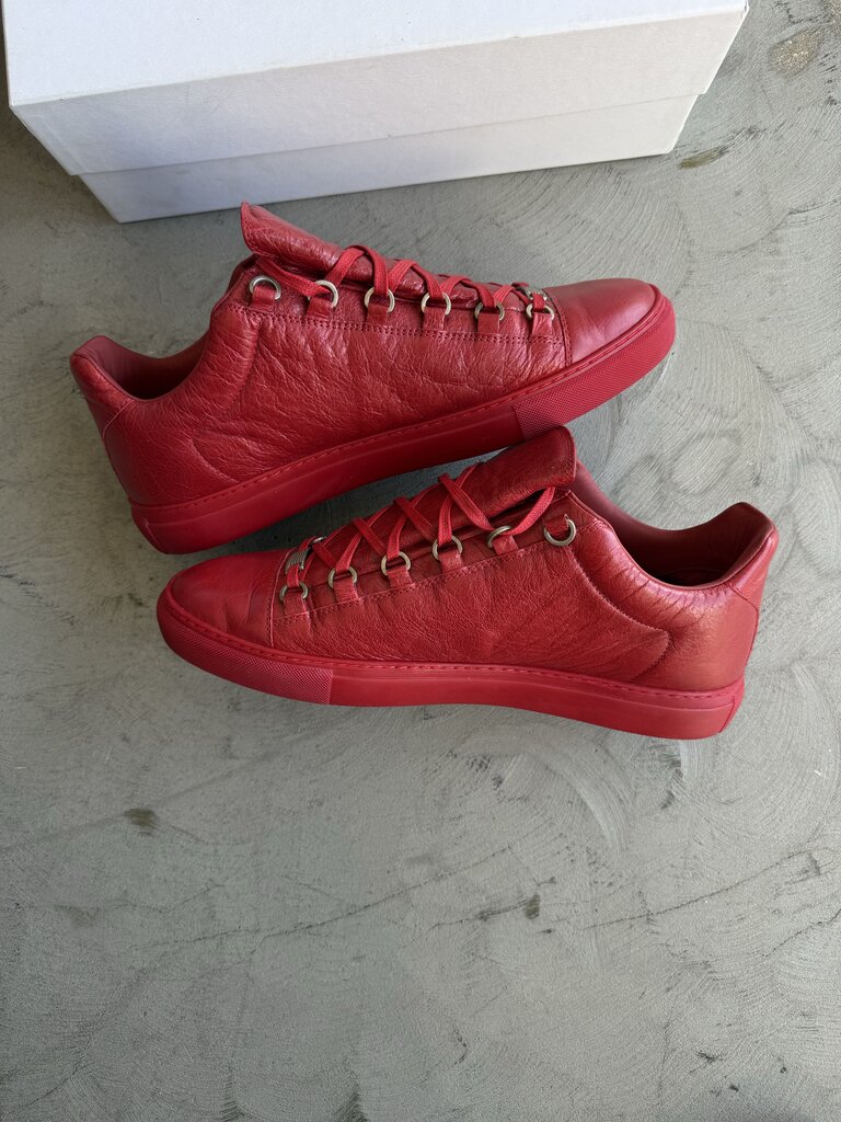 Balenciaga Arena Low Leather Red sz.. 45