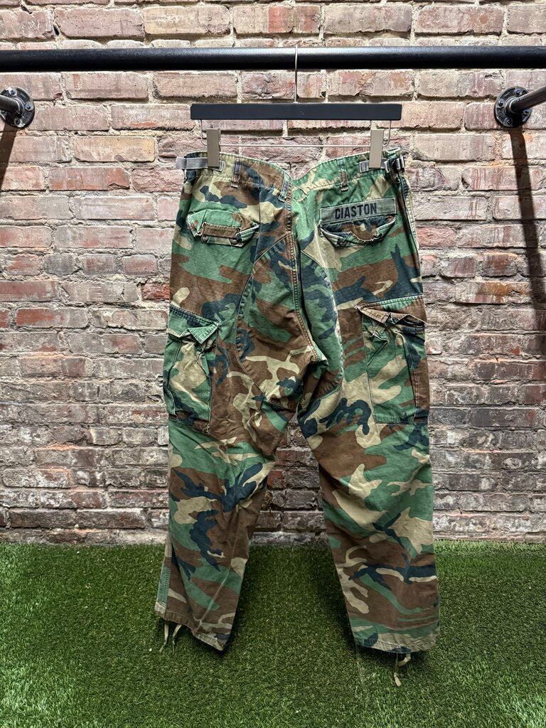 Vintage Cargo Camo Pants sz. 36