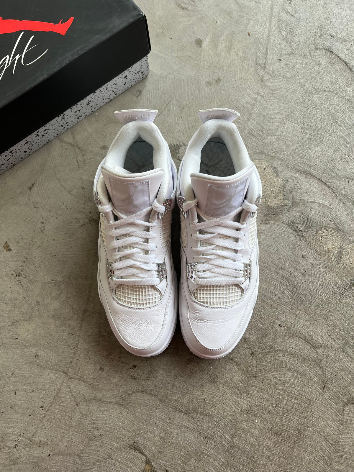 Jordan 4 Pure Money Sz. 11.5