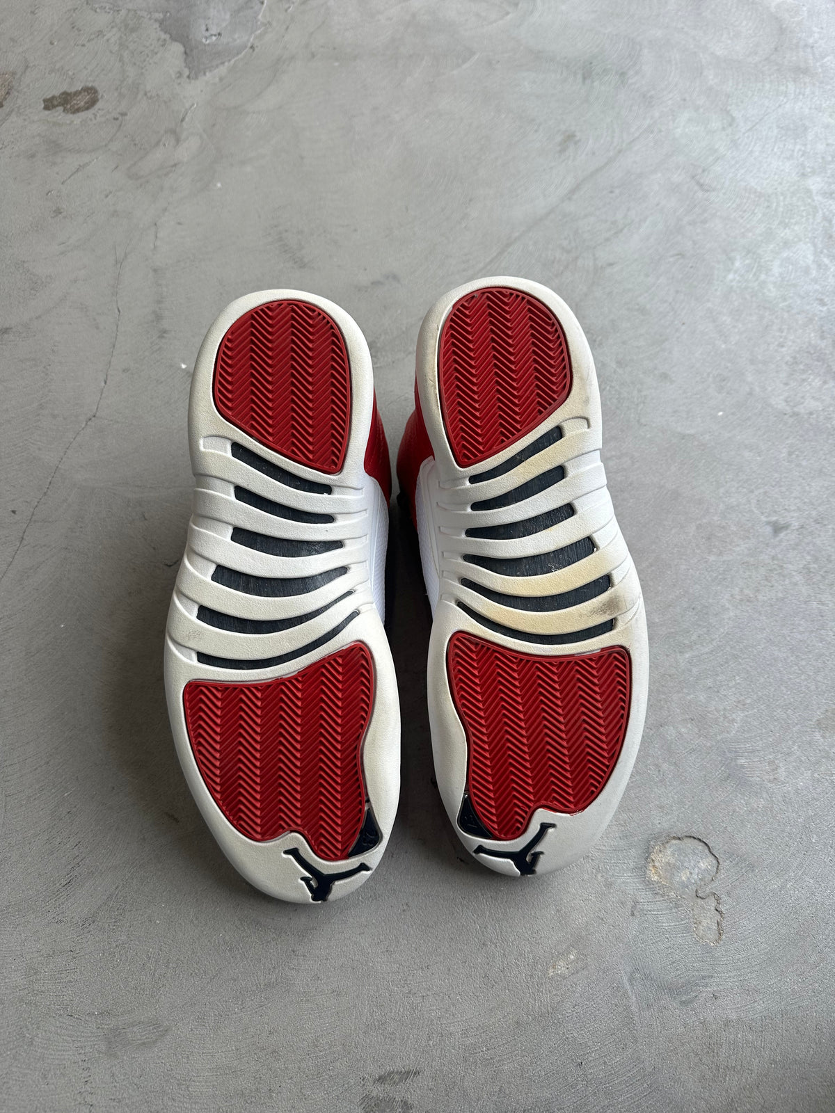 Jordan 12 Gym Red Sz. 11.5