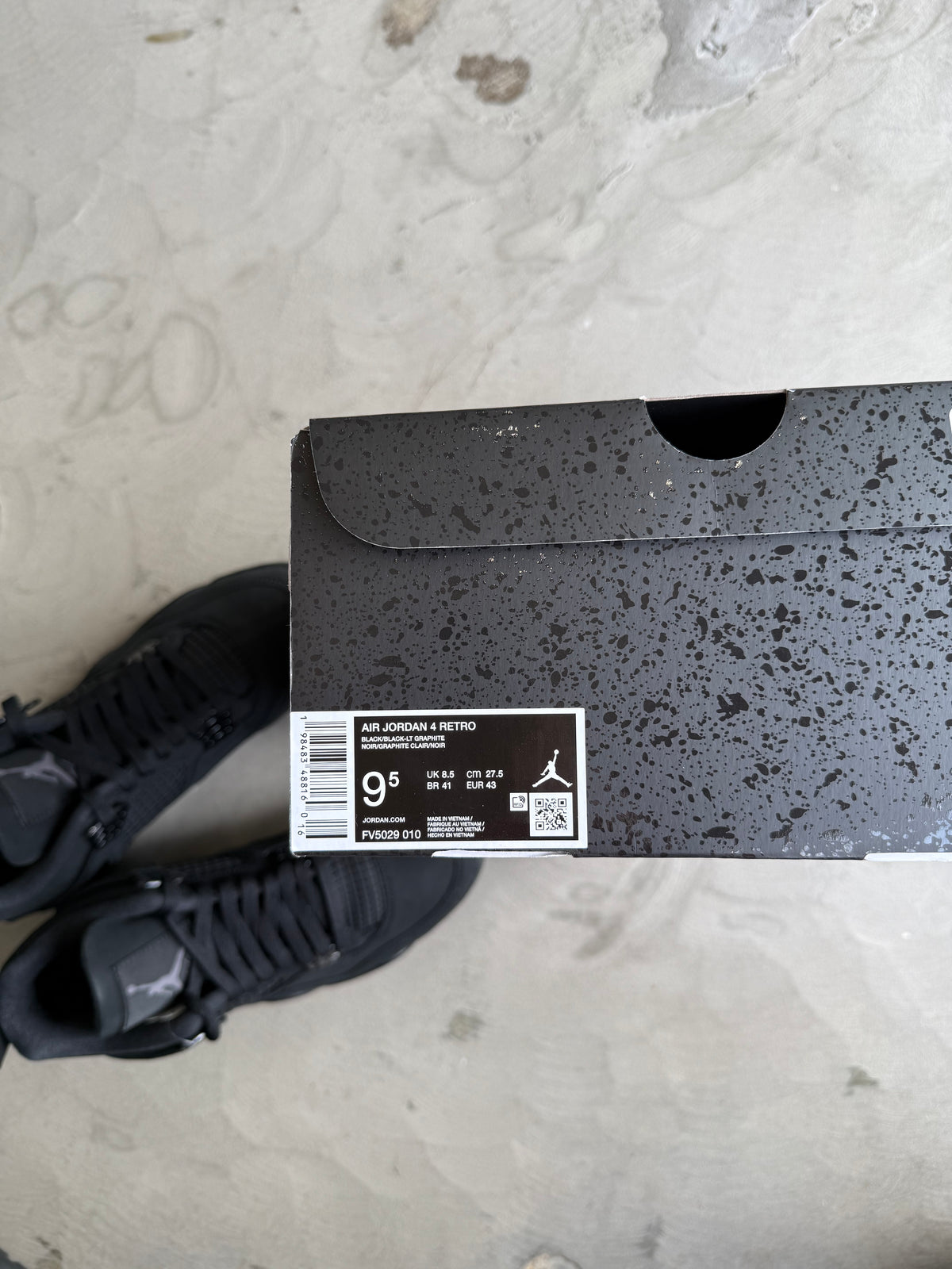 Jordan 4 Black Cat Sz. 9.5