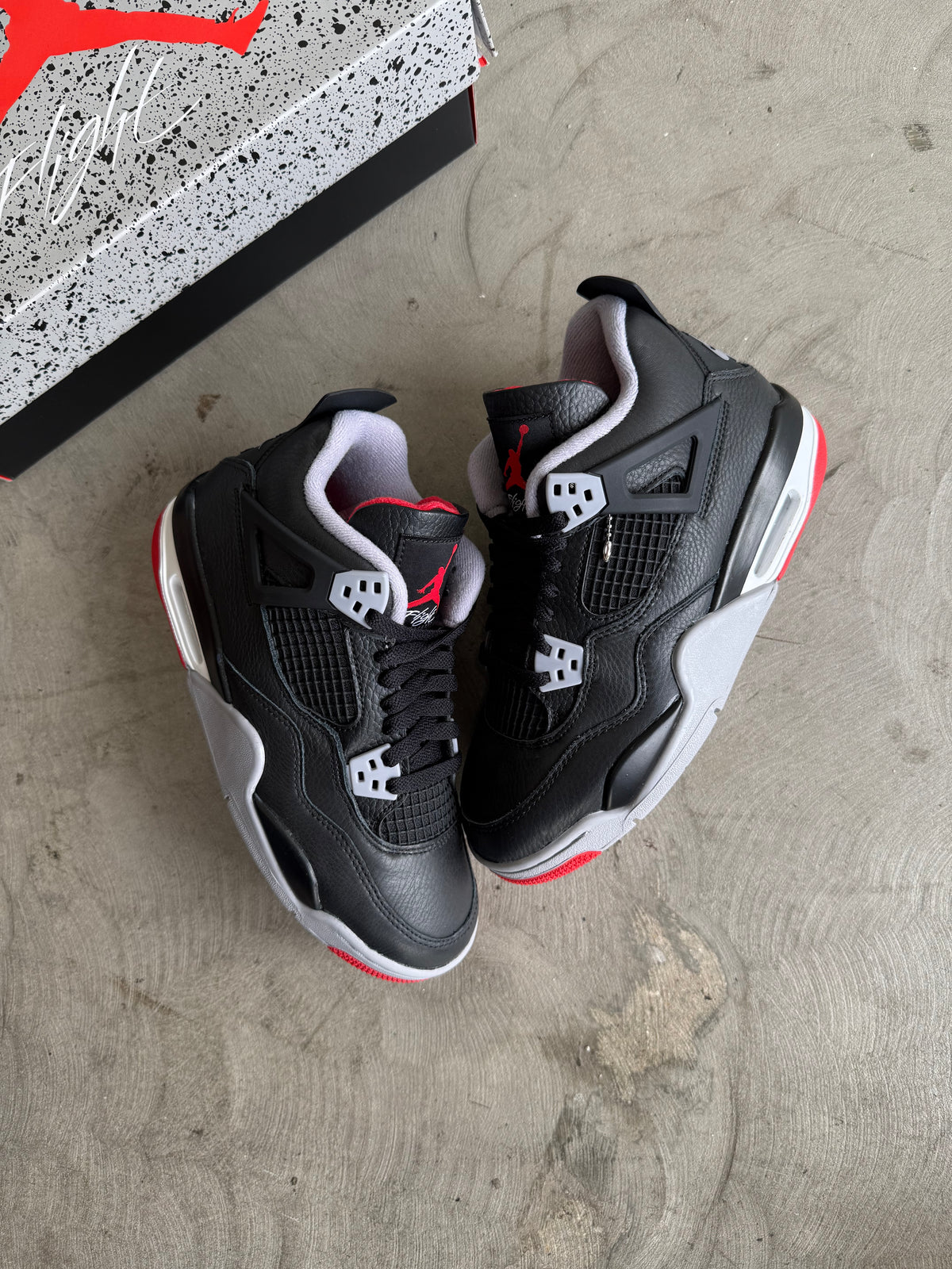Jordan 4 Bred Reimagined Sz. 6Y