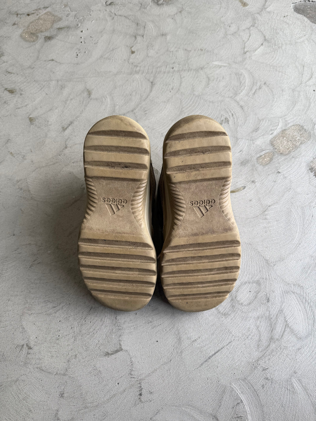 YZY DSRT BOOT Sz. 10