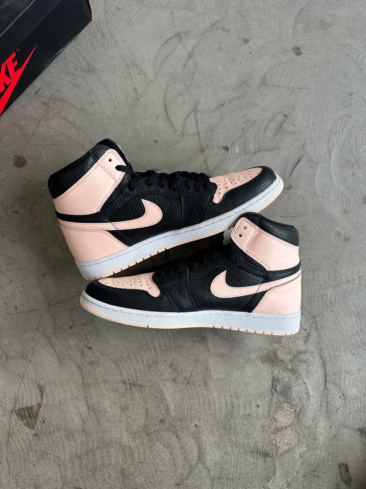 Jordan 1 Crimson Tint Sz. 13