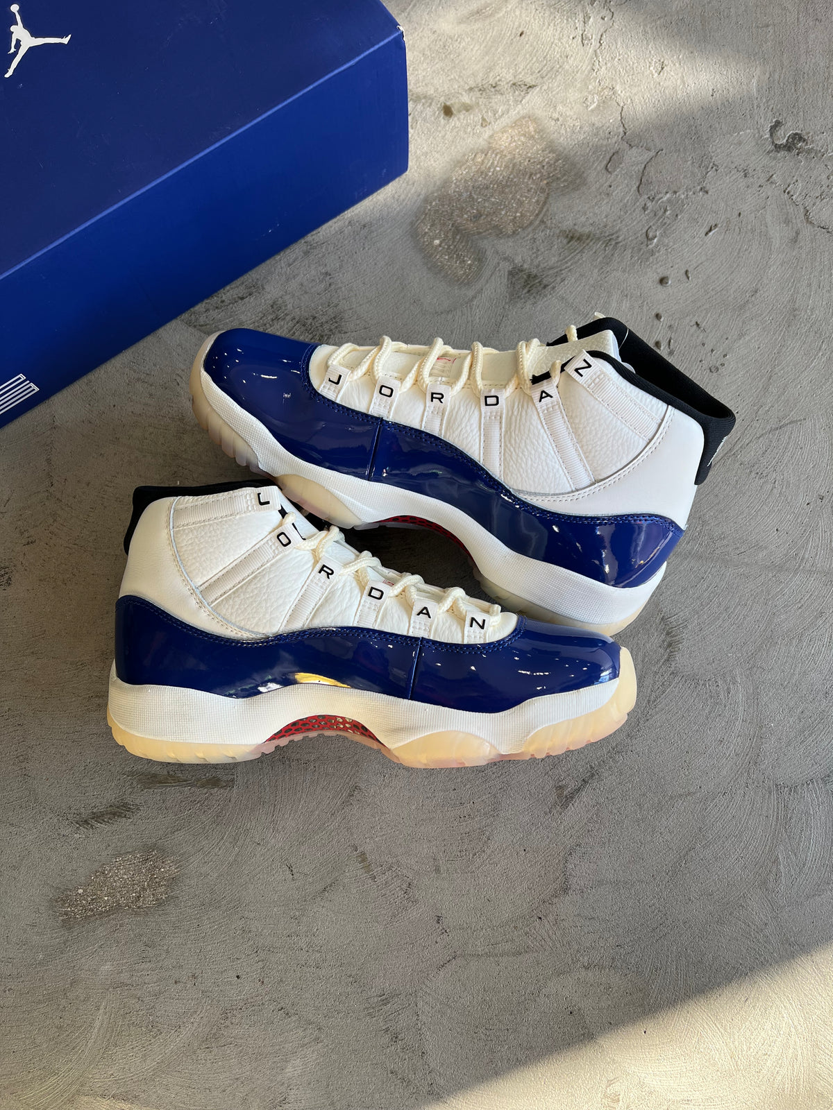 Jordan 11 Rare Air Sz. 8.5