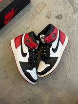 Jordan 1 Black Toe Sz. 11