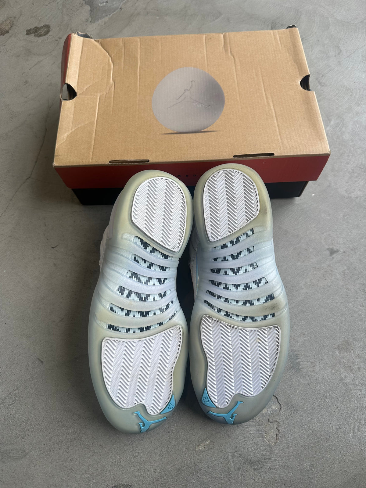 Jordan 12 Easter Sz.10