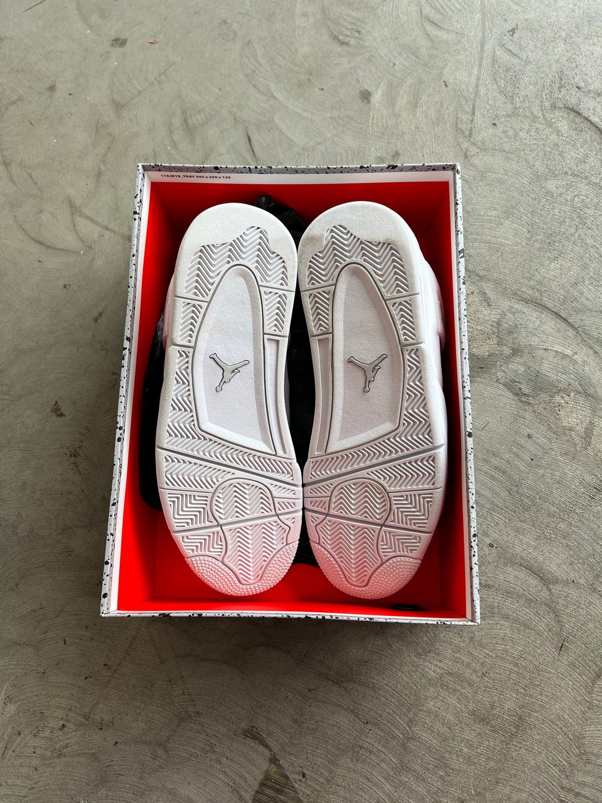 Jordan 4 Pure Money Sz. 11.5
