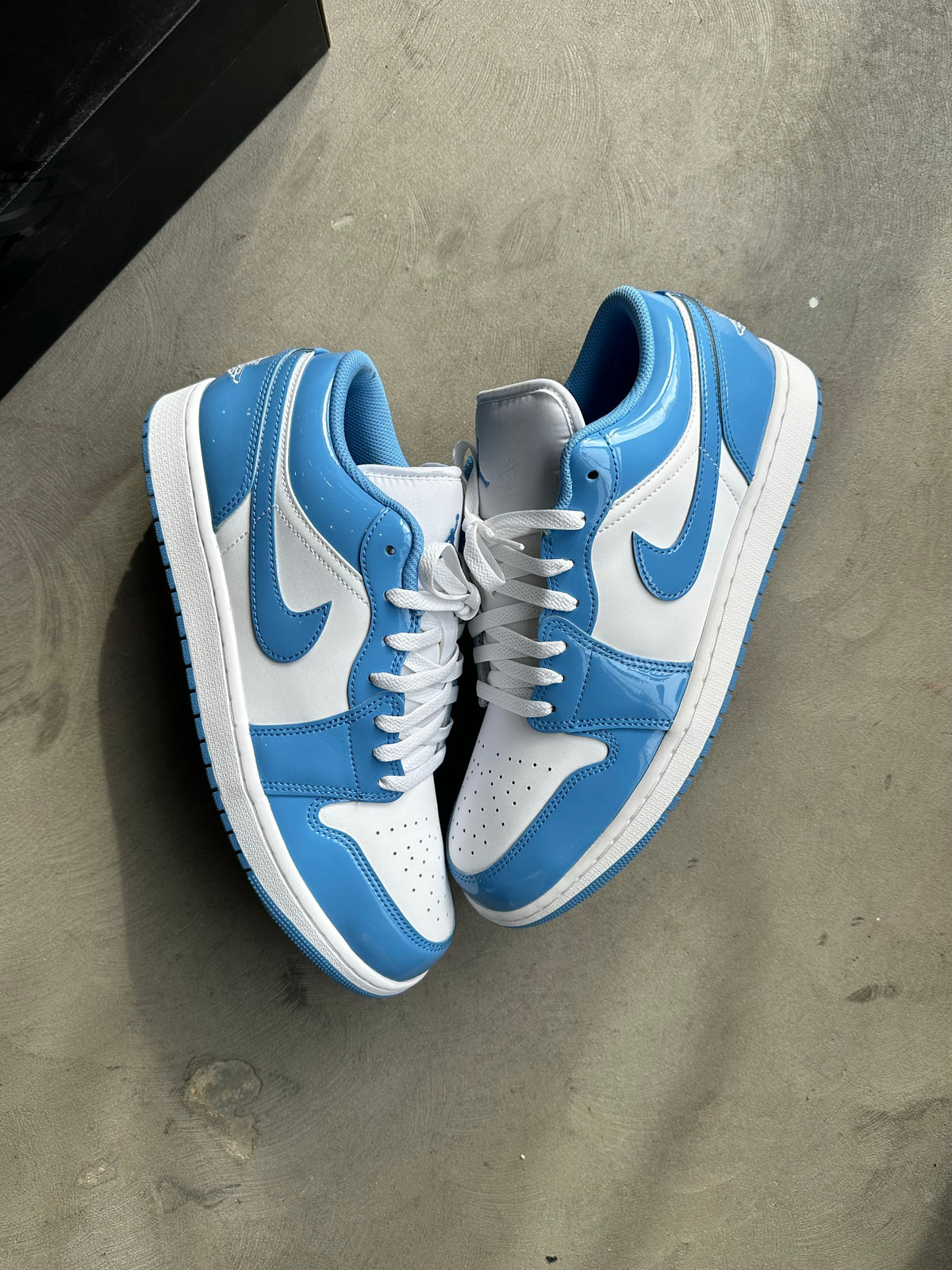 Jordan 1 Low Patent UNC Sz. 12