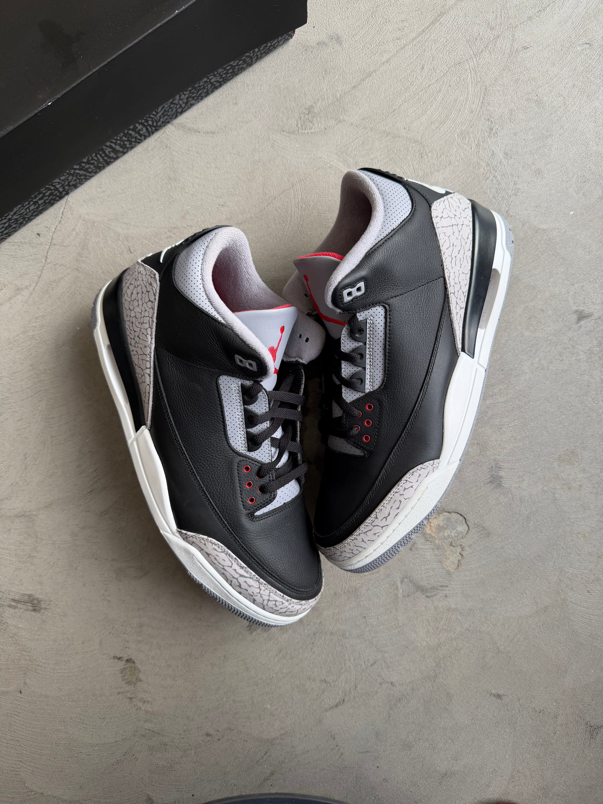 Jordan 3 Black Cement Sz. 14