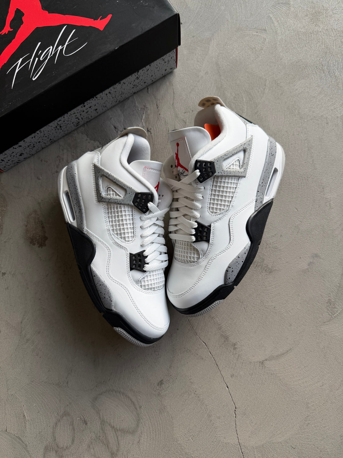 Jordan 4 White Cement Sz. (8-13)