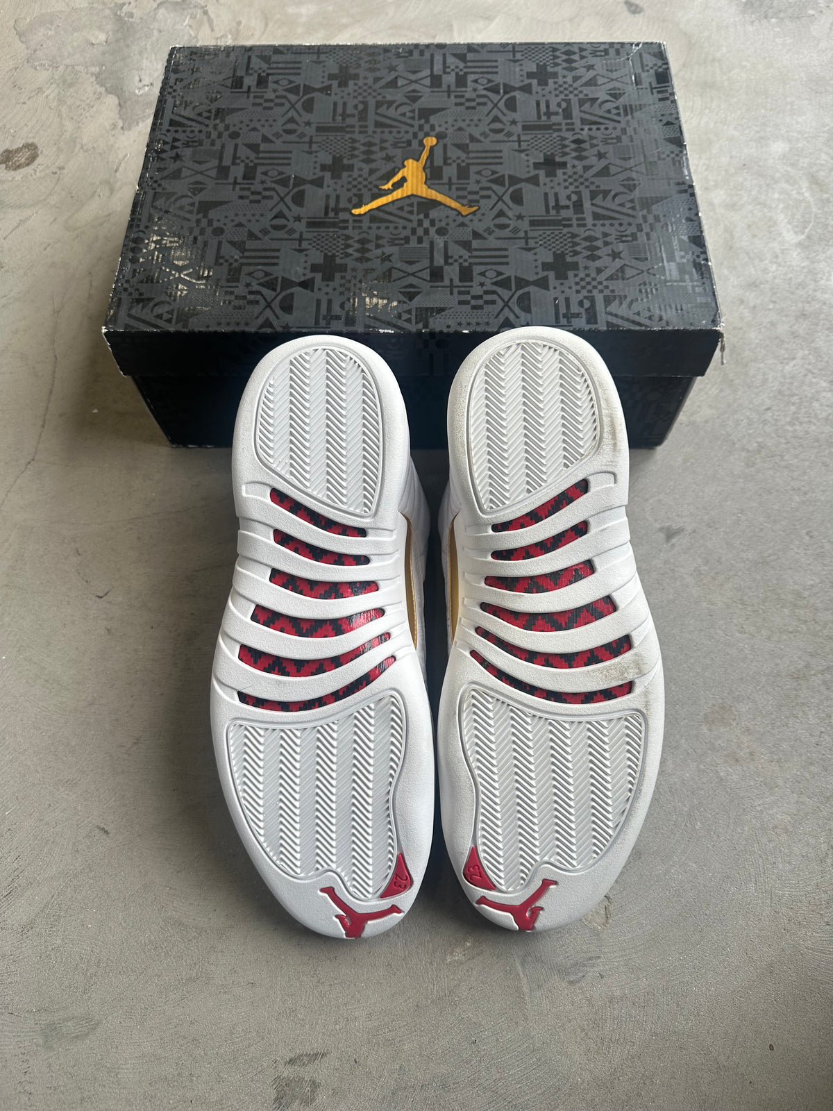 Jordan 12 Fiba Sz. 14