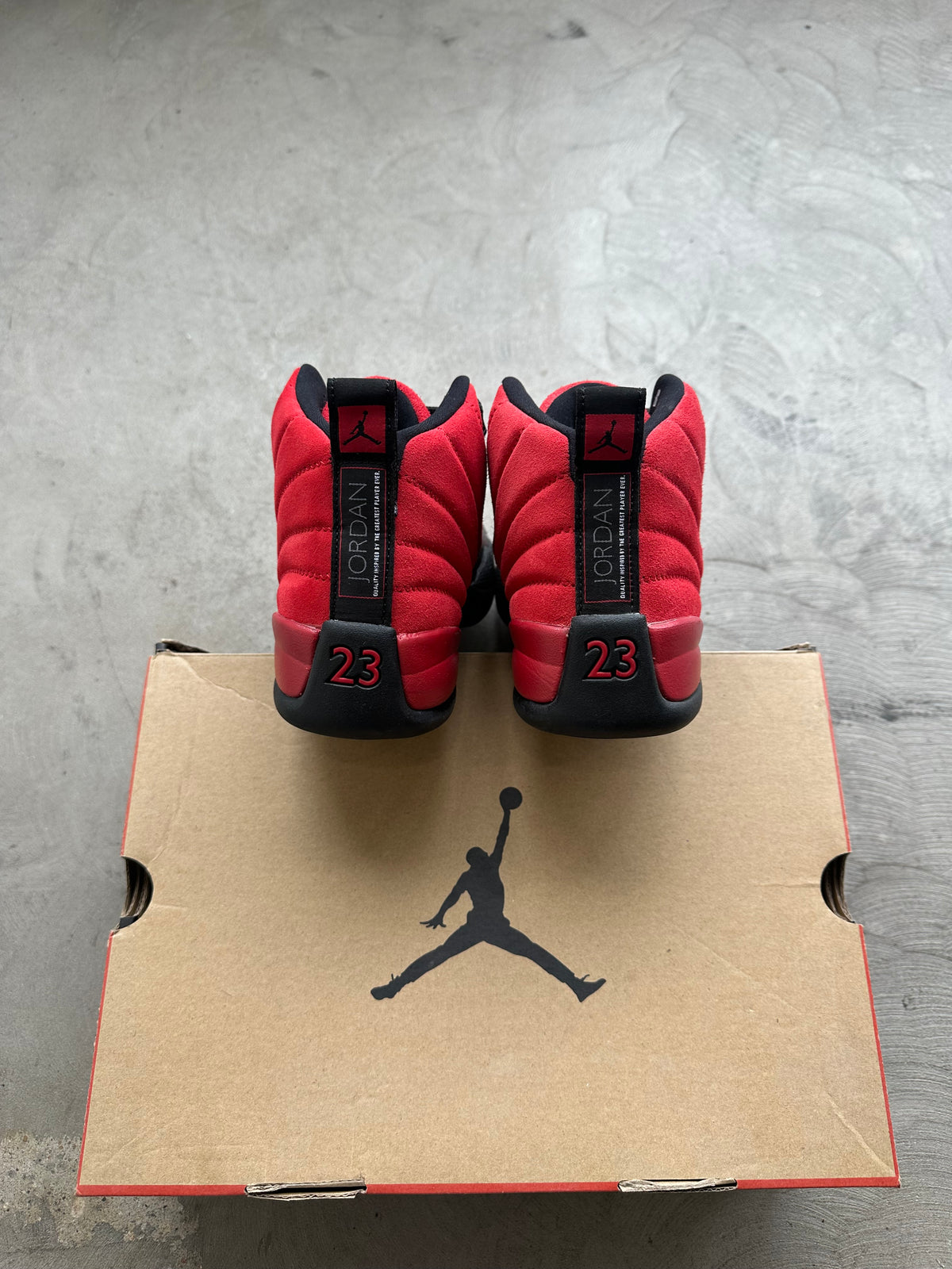 Jordan 12 Reverse Flu Game Sz. 7.5