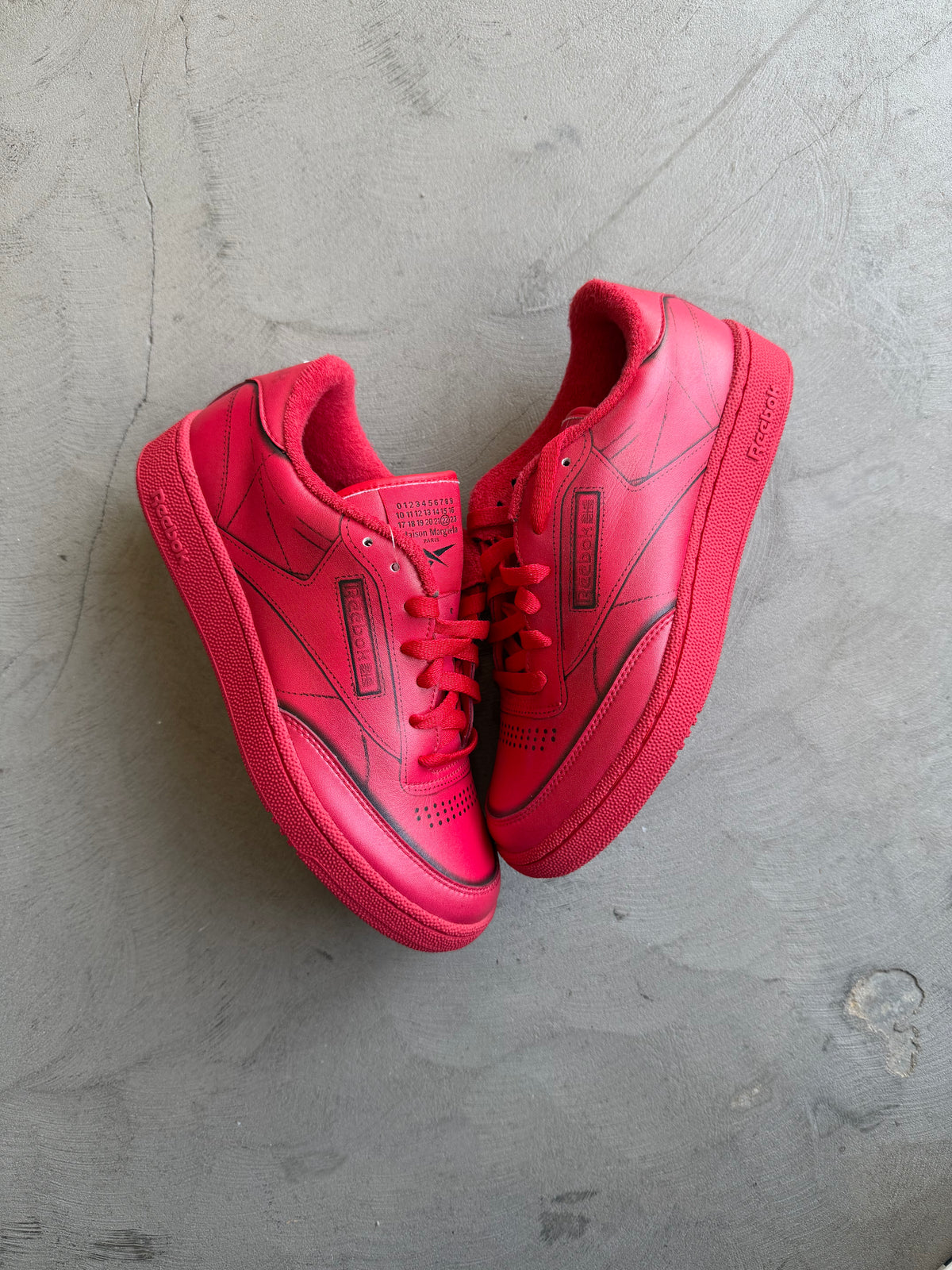 Margiela x Reebok Club C Vector Red Sz. 7Y