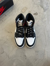 Jordan 1 Black Toe Sz. 11