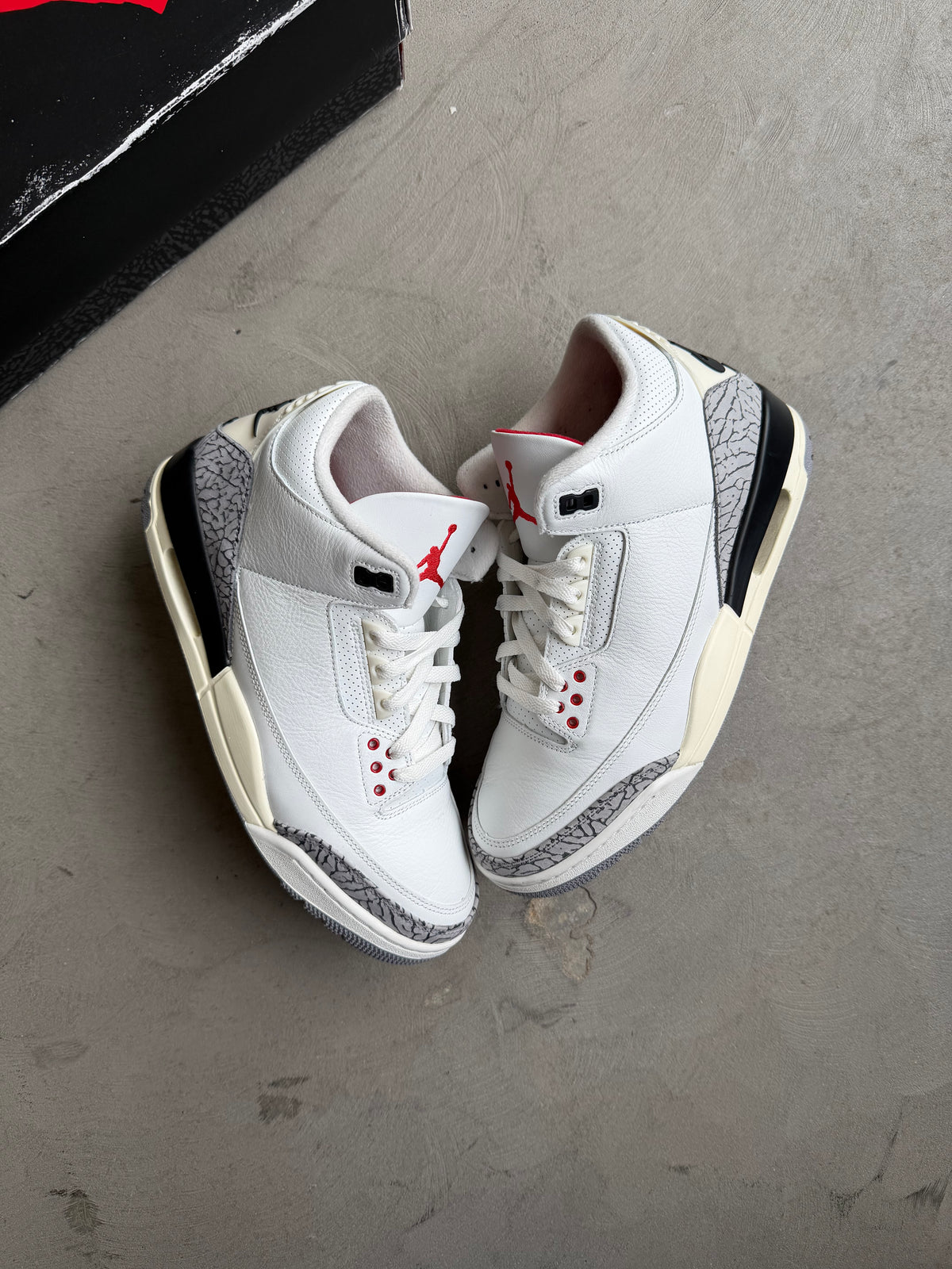Jordan 3 White Cement Reimagined Sz. 10