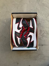 Jordan 1 Bloodline Sz. 8Y