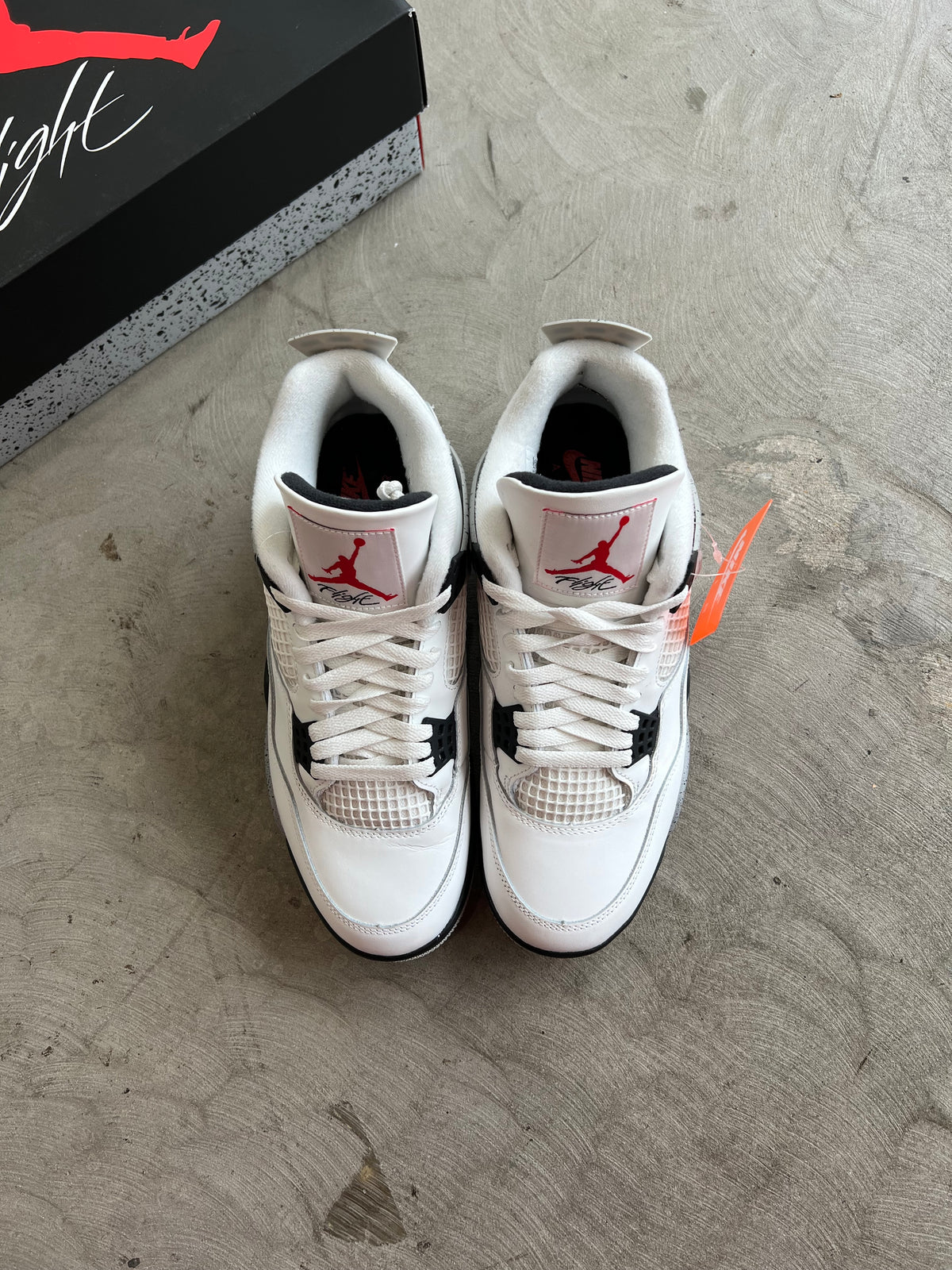 Jordan 4 White Cement Sz. 10