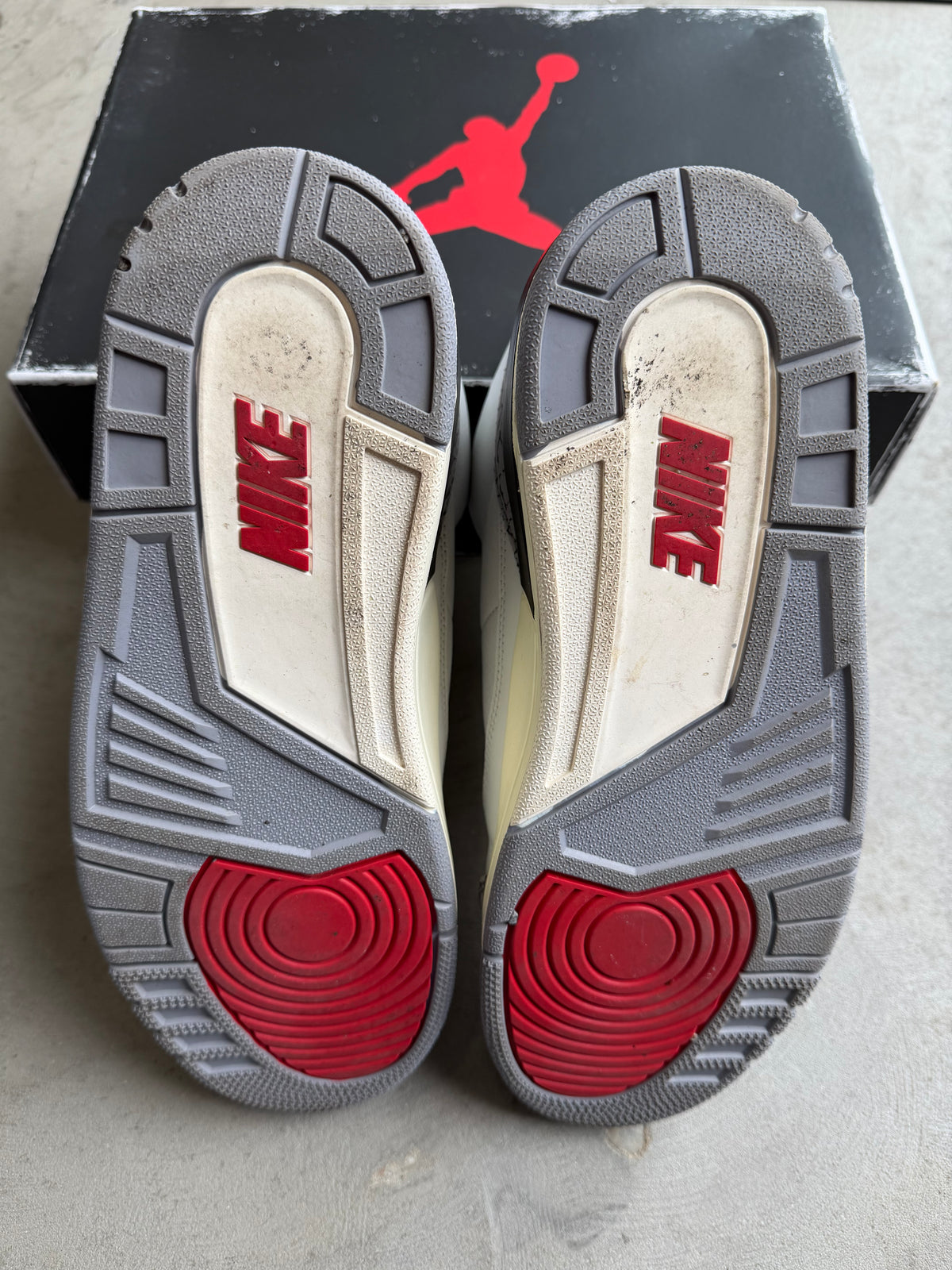 Jordan 3 White Cement Reimagined Sz. 10