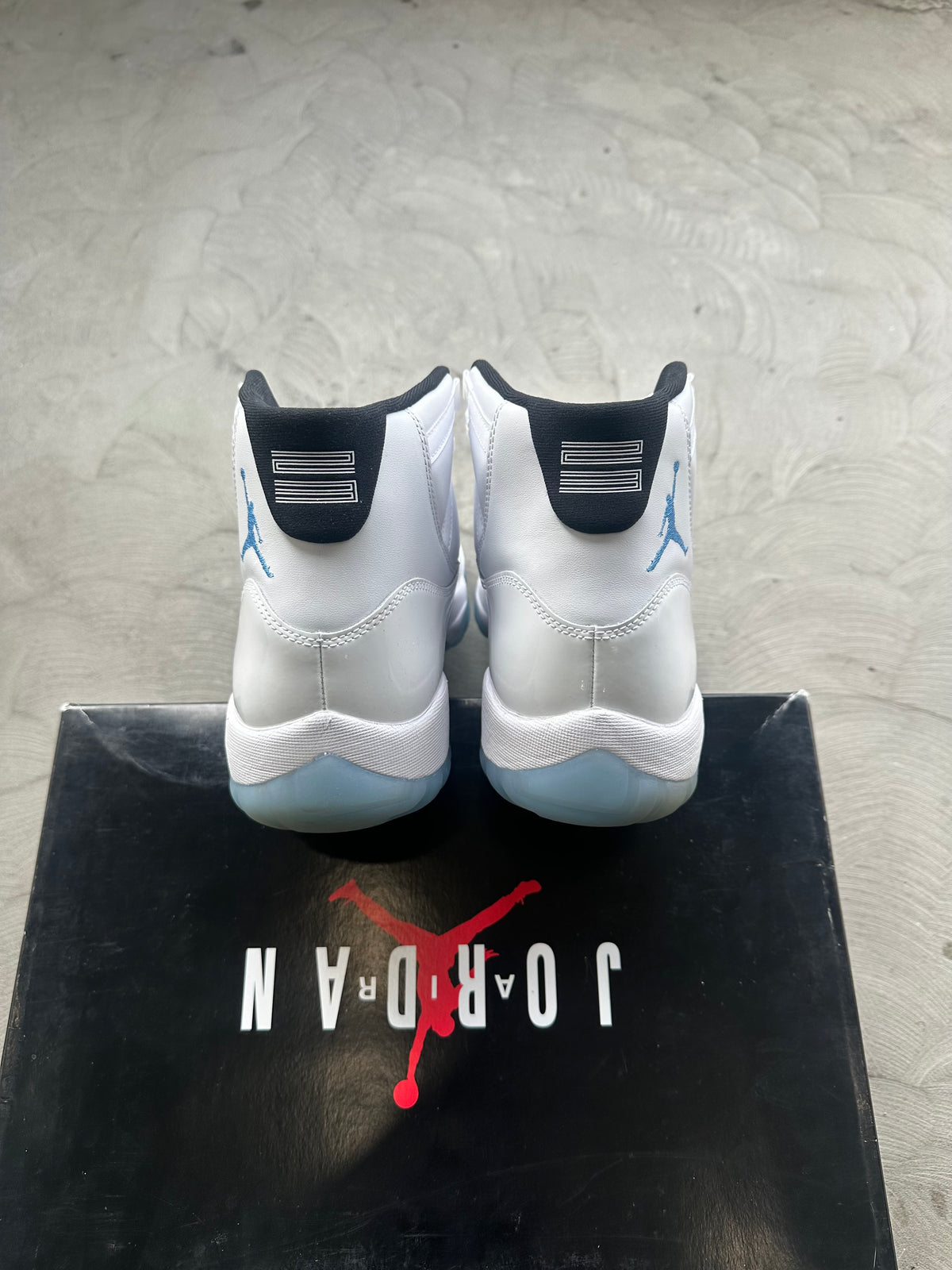 Jordan 11 Legend Blue Sz. 14