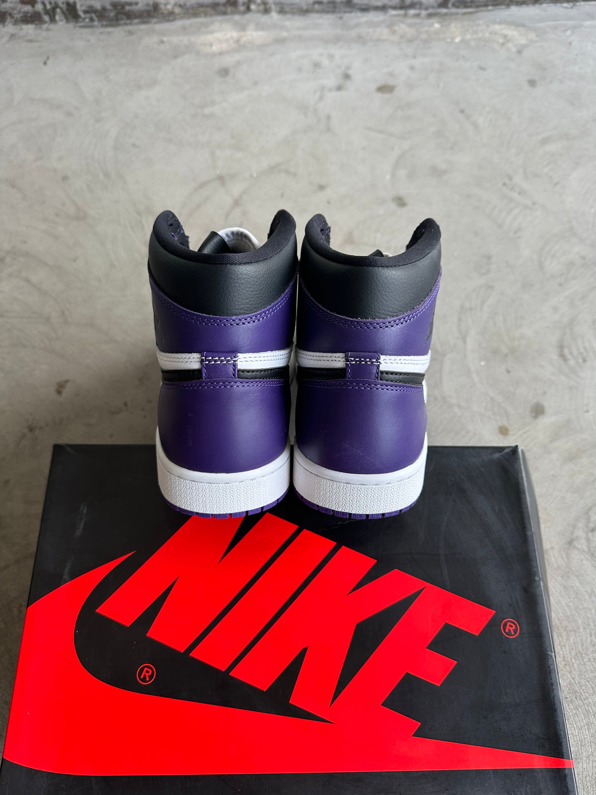 Jordan 1 Court Purple Sz. 8.5