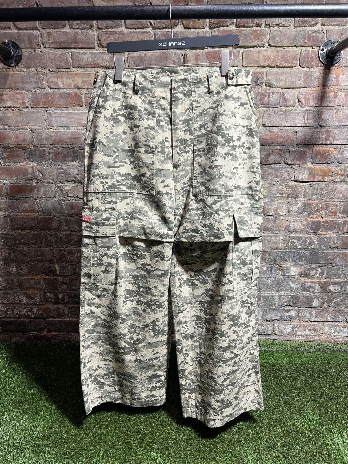 Gv Gallery City Camo Pants Sz. M