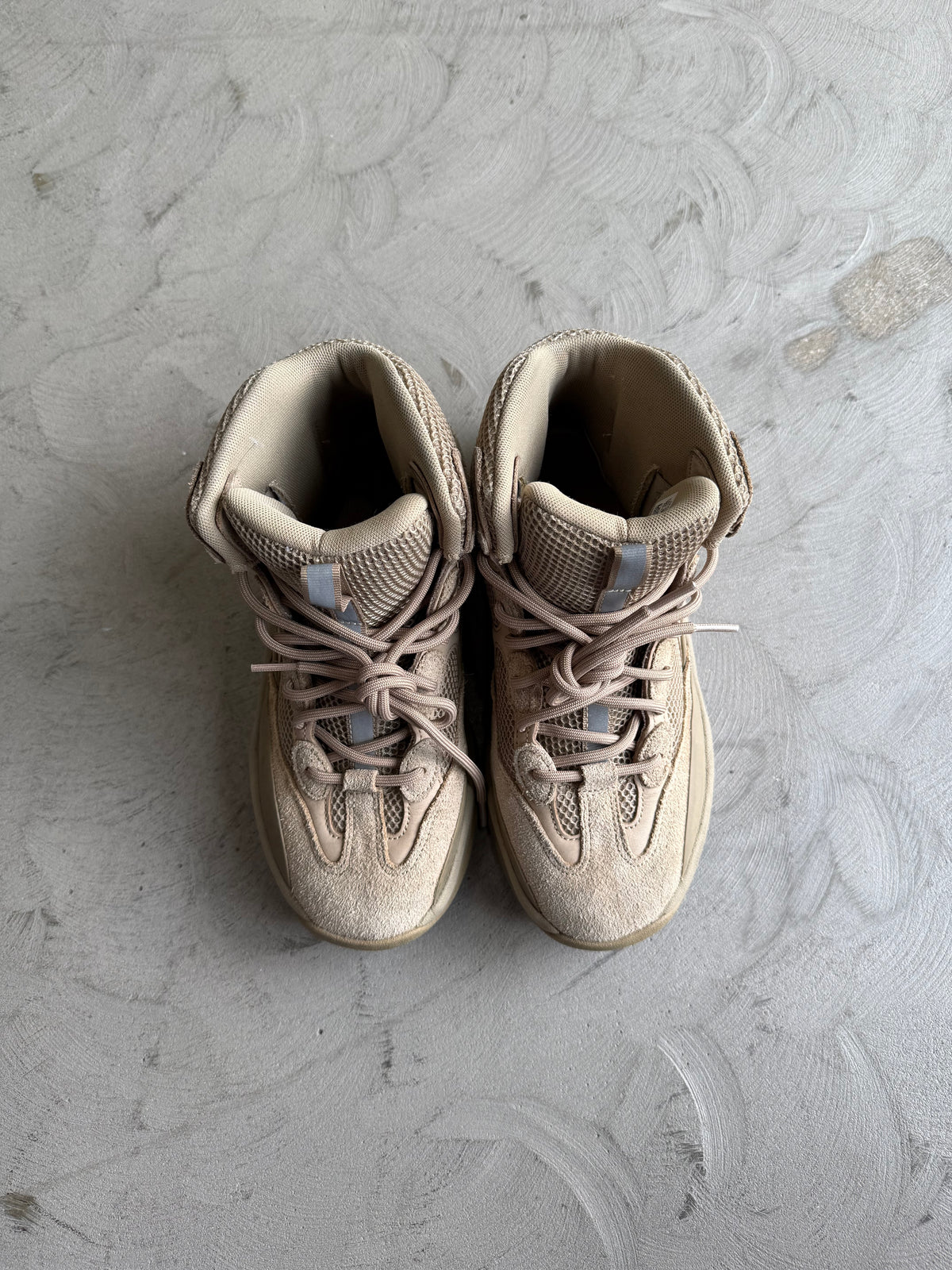 YZY DSRT BOOT Sz. 10
