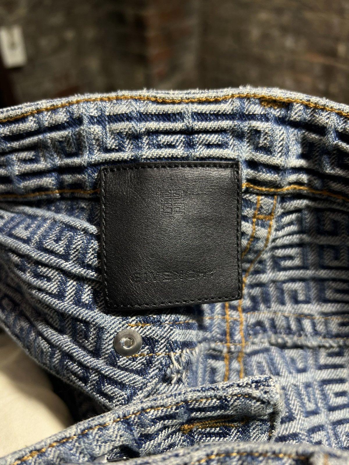 Givenchy 4G Jacquard Denim Jeans Sz. 33