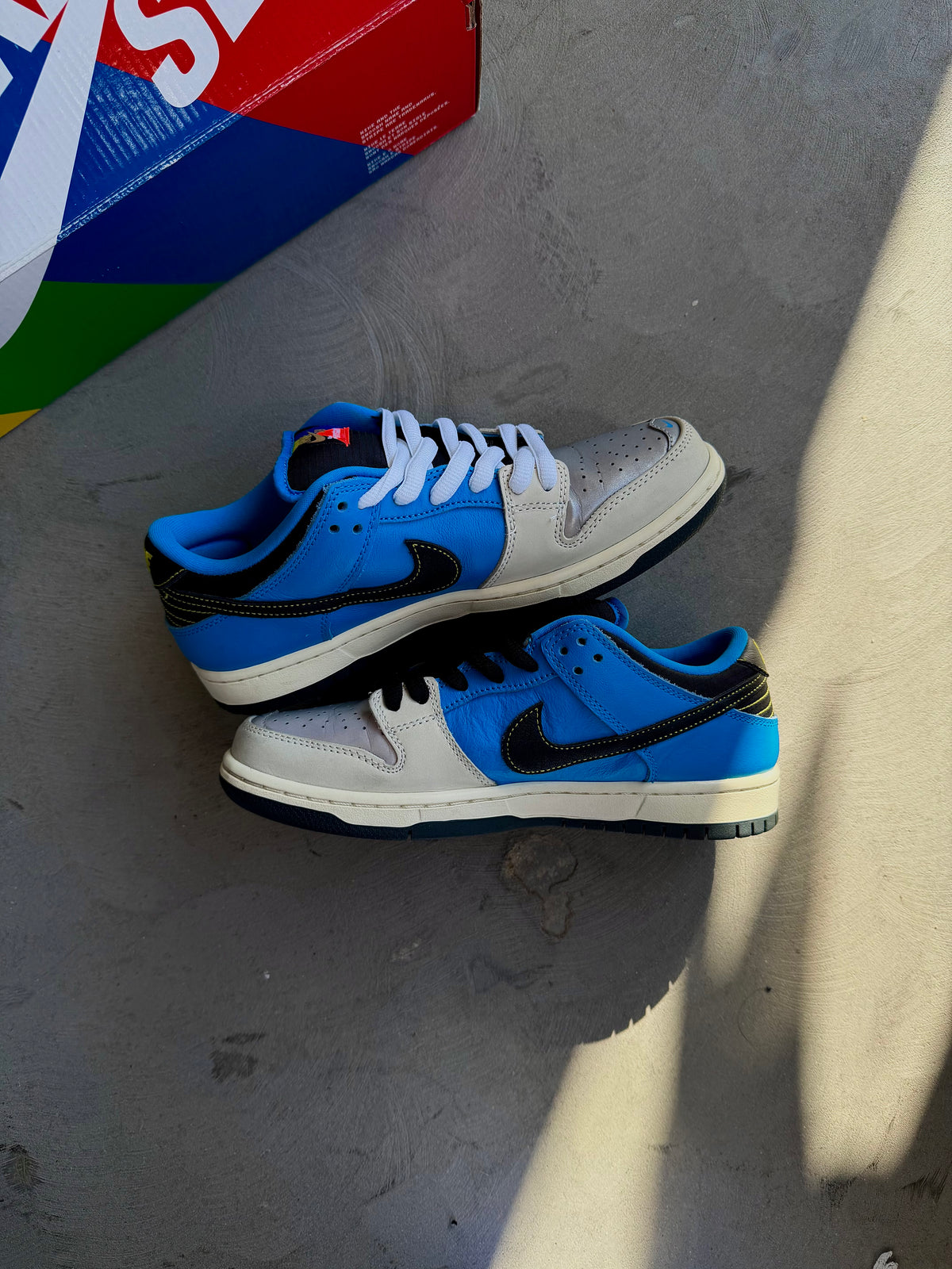 Nike SB Dunk Low Instant Skateboards Sz. 7.5