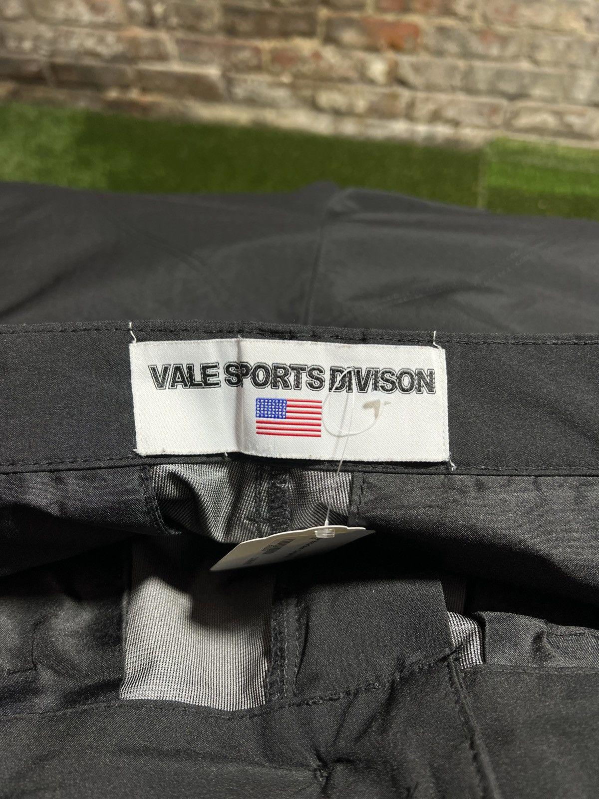 Vale State Black Cargos Sz. 32