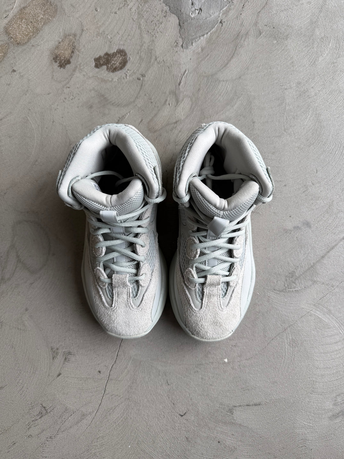 Yeezy Desert Boot Salt Sz. 5
