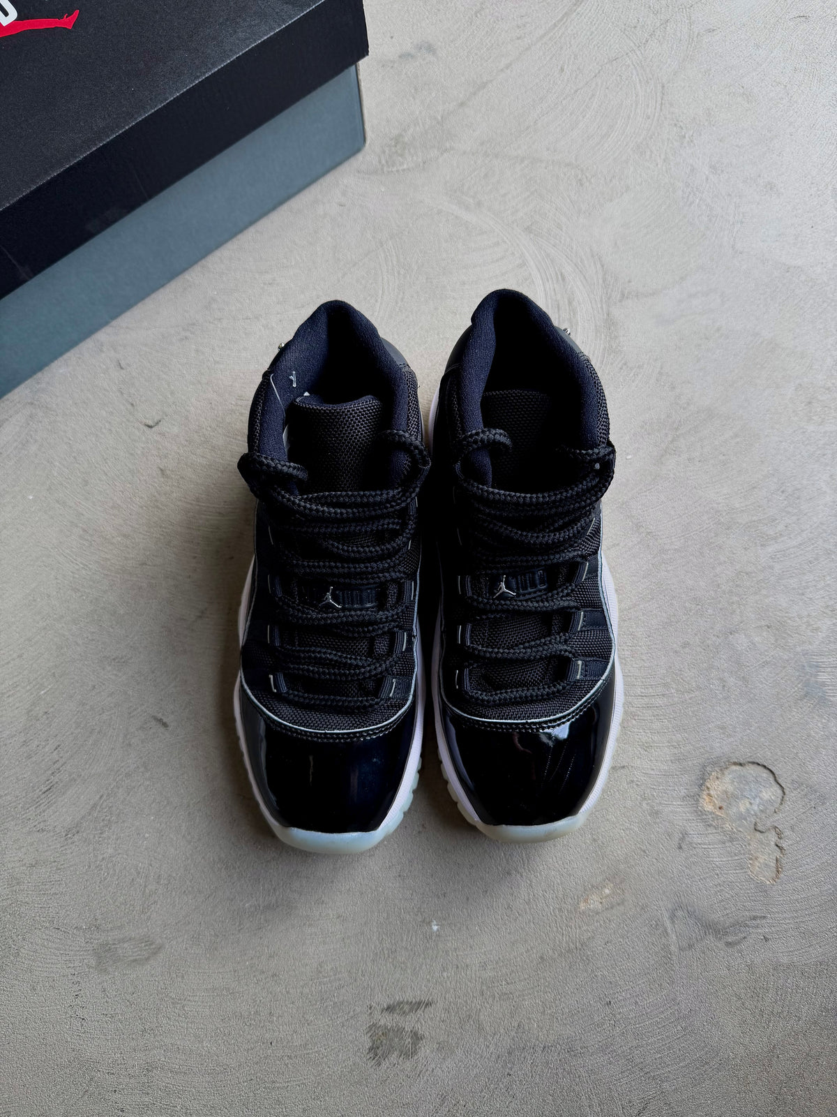 Jordan 11 Jubilee Sz. 4Y