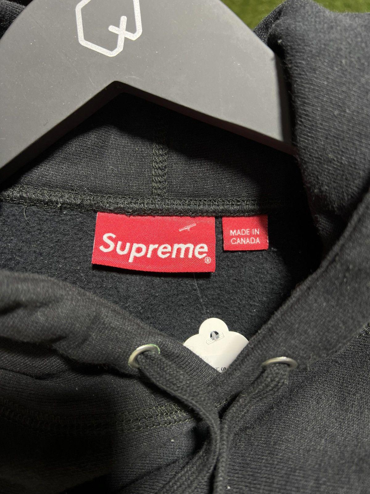 Supreme Delta Logo Hoodie Sz. L