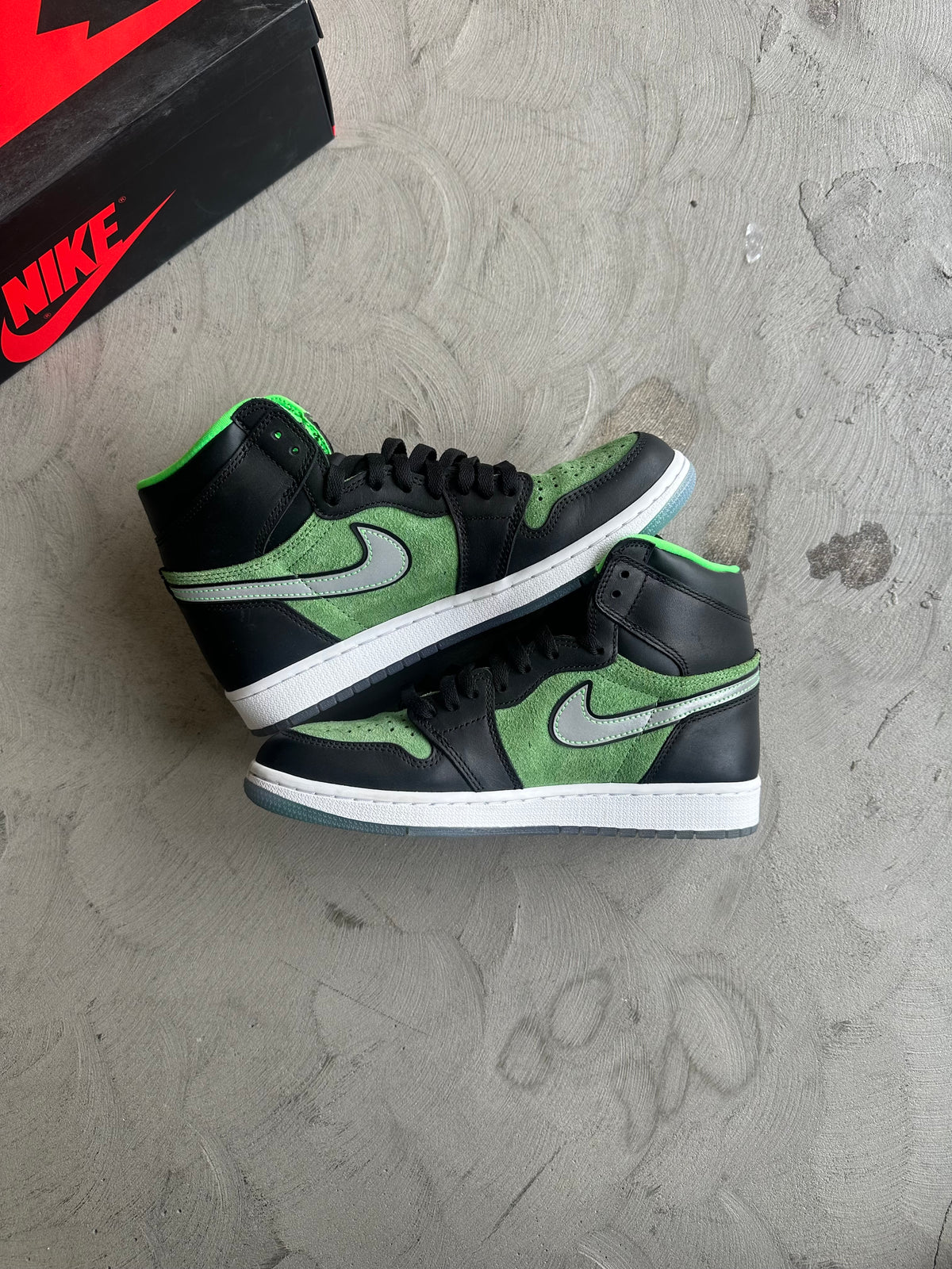 Jordan 1 Zoom Zen Green Sz. 8.5