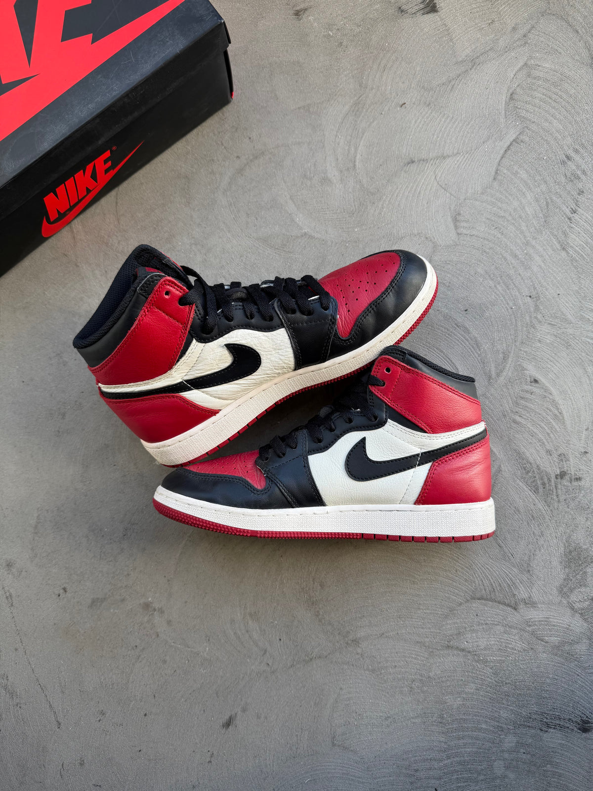 Jordan 1 Bred Toe Sz. 7