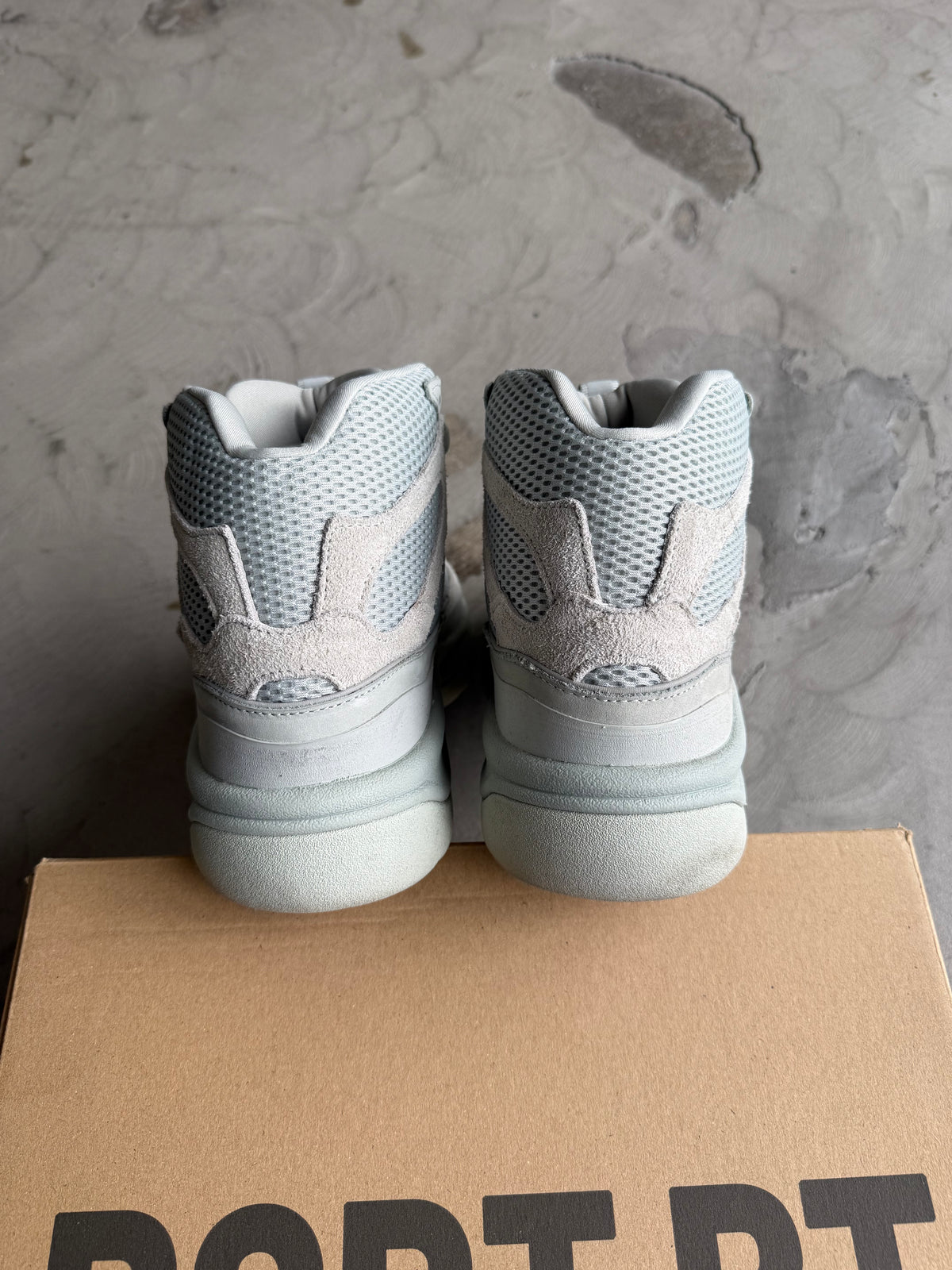 Yeezy Desert Boot Salt Sz. 8