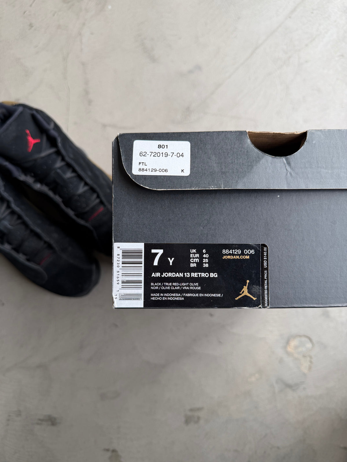 Jordan 13 Olive Sz. 7Y