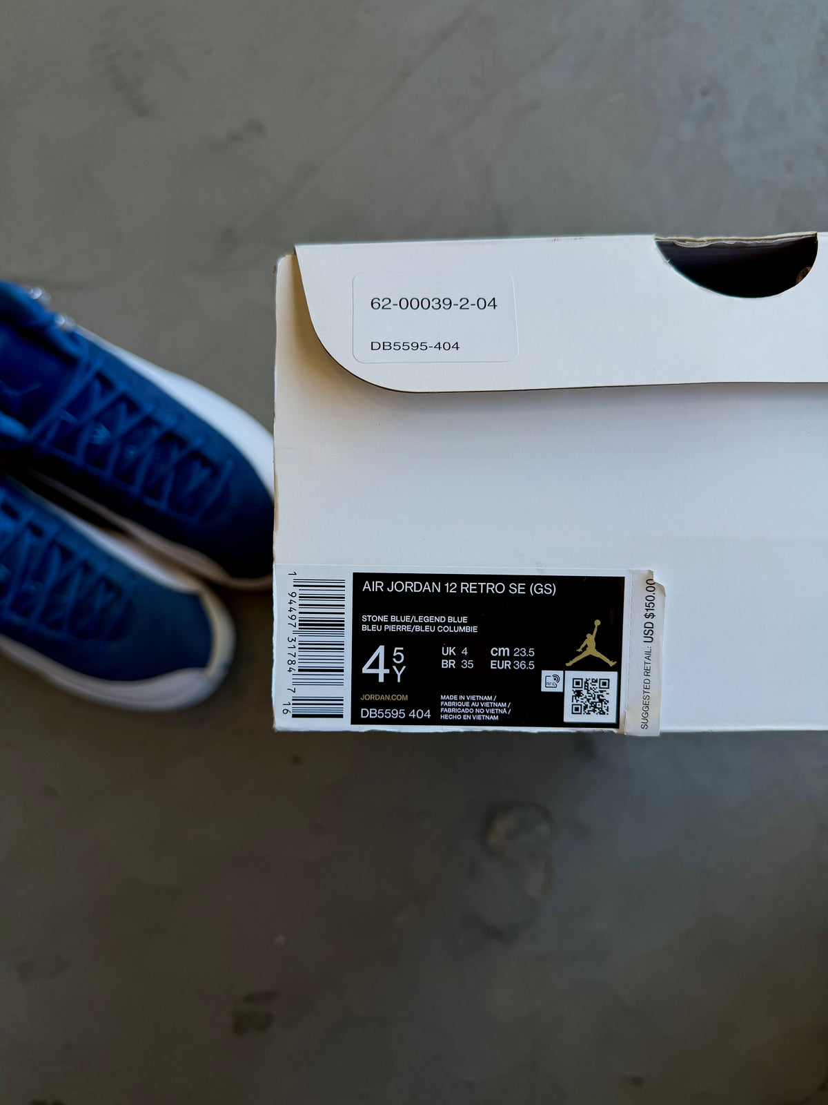 Jordan 12 Indigo Sz. 4.5Y