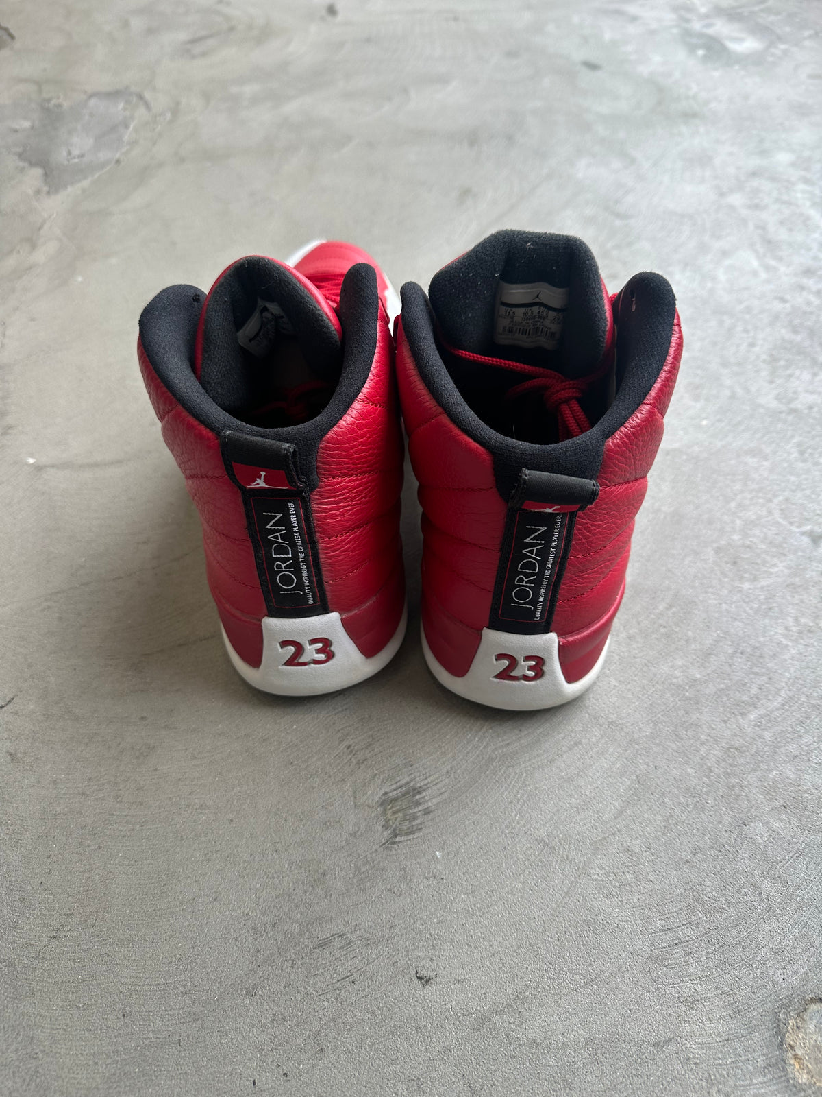 Jordan 12 Gym Red Sz. 11.5