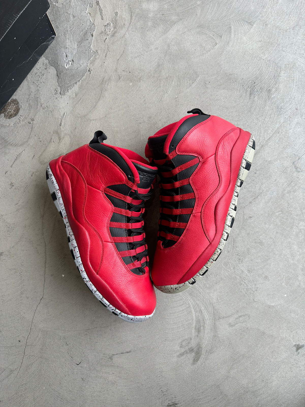 Jordan 10 Bulls Over Broadway Sz. 12