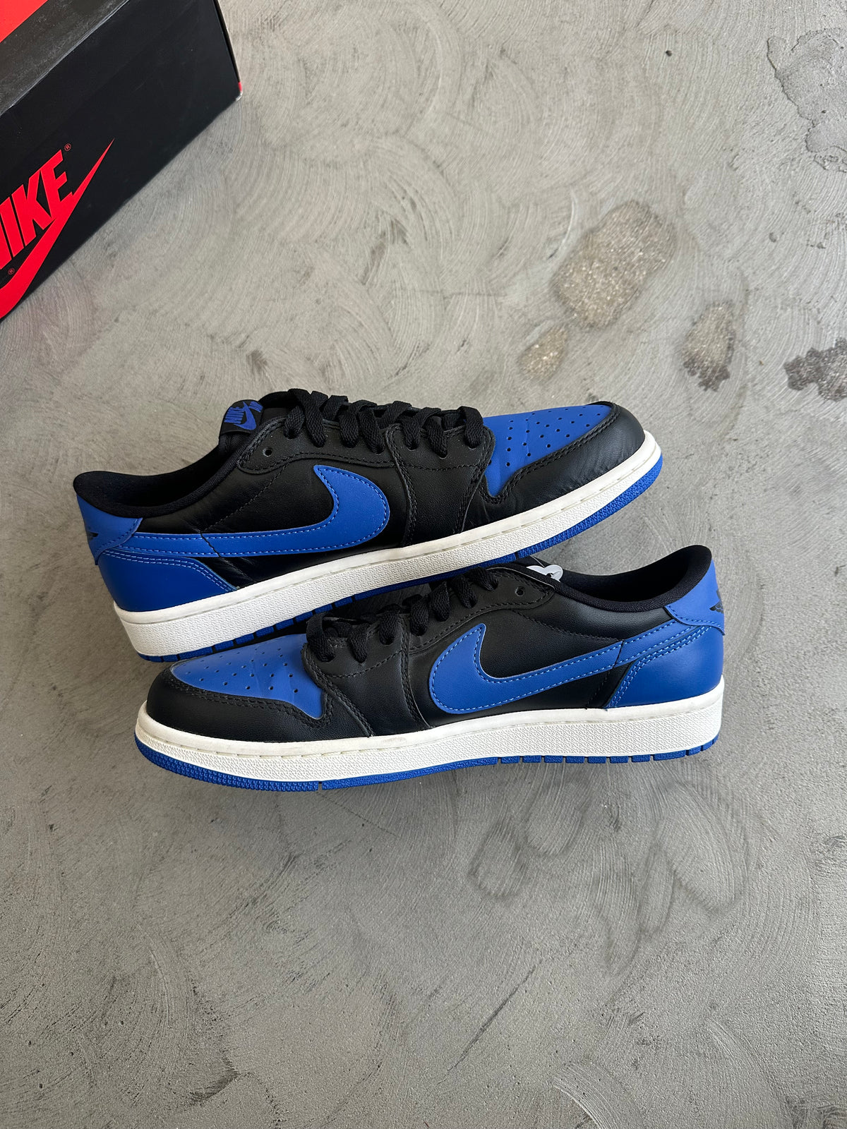 Jordan 1 Low Royal Sz. 10