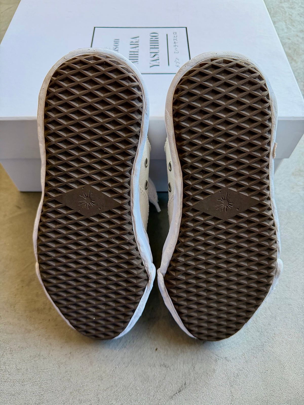 Maison Mihara Peterson White Sz. 37
