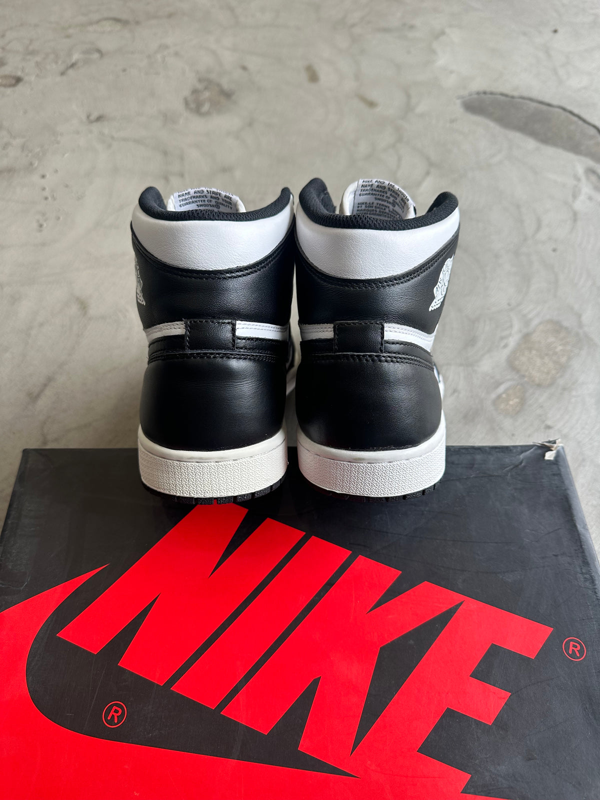 Jordan 1 Black/White Sz. 11.5