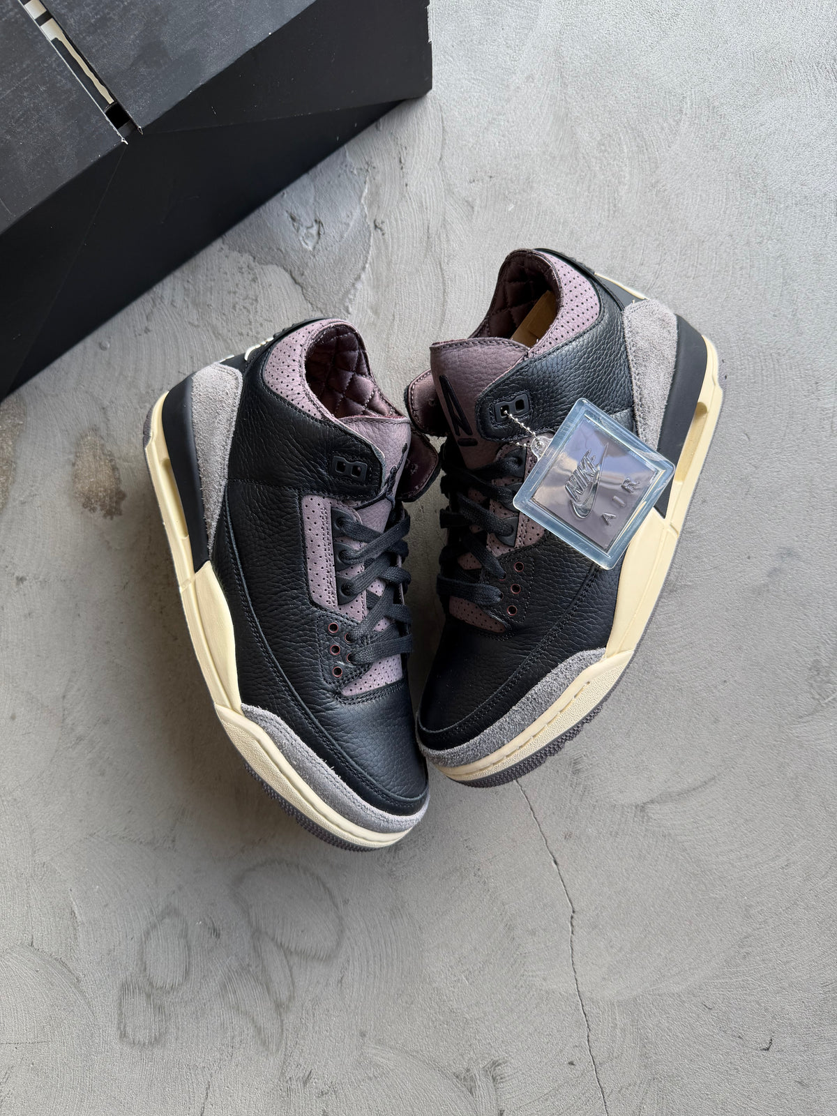 A Ma Maniere x Jordan 3 Sz. 9M