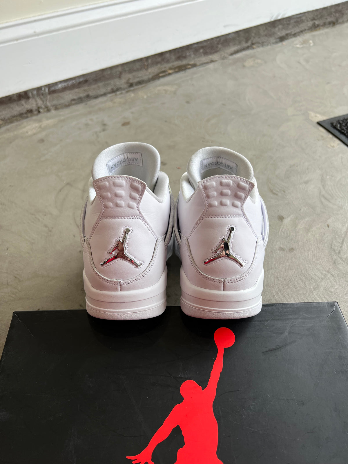 Jordan 4 Pure Money Sz. 11.5