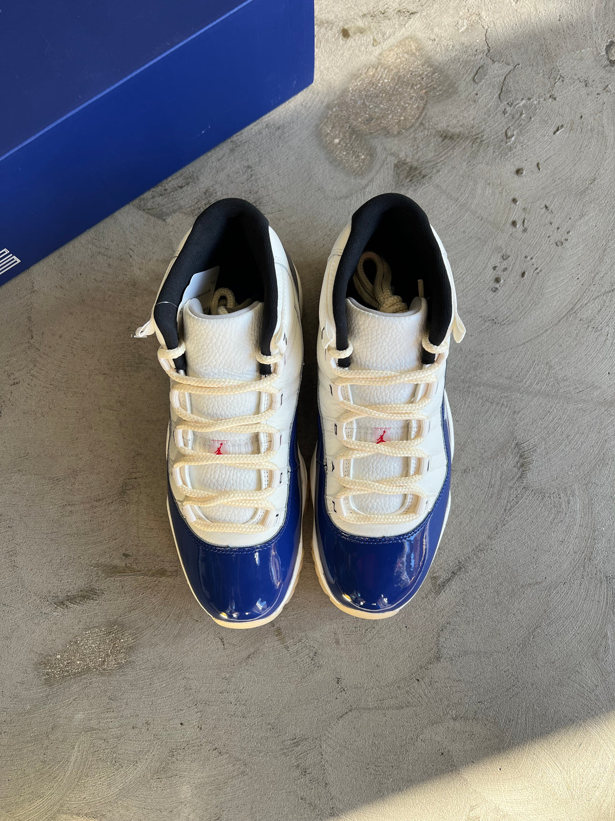Jordan 11 Rare Air Sz. 8.5