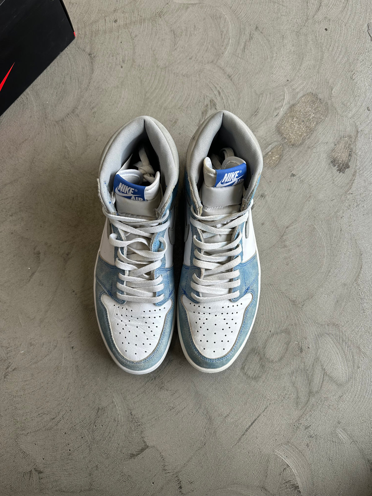 Jordan 1 Hyper Royal Sz. 13